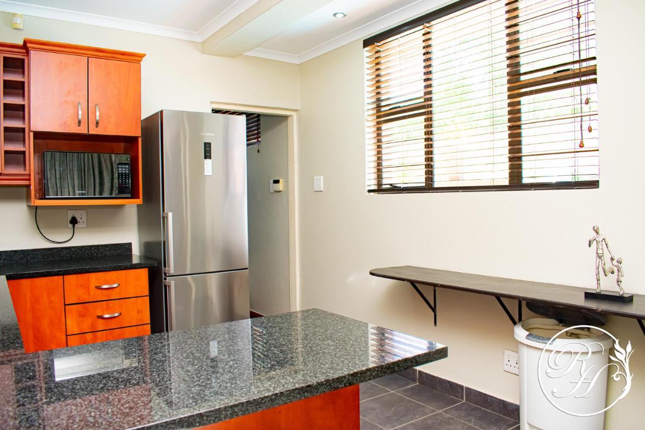 Roseland House Self Catering Apartment Durban Ngoại thất bức ảnh